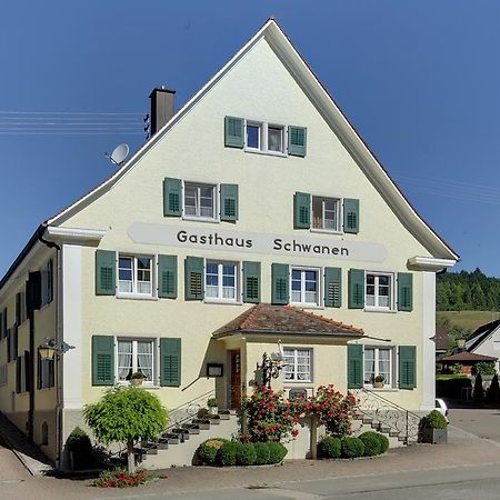 Gasthaus Schwanen & Villa Pfarrhus Stuhlingen Ngoại thất bức ảnh